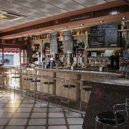 Hostal El Emigrante Dos Hermanas Ngoại thất bức ảnh