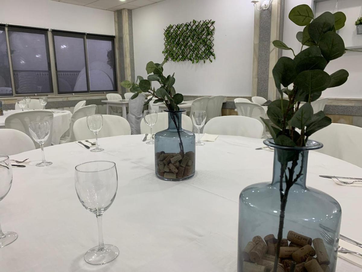 Hostal El Emigrante Dos Hermanas Ngoại thất bức ảnh