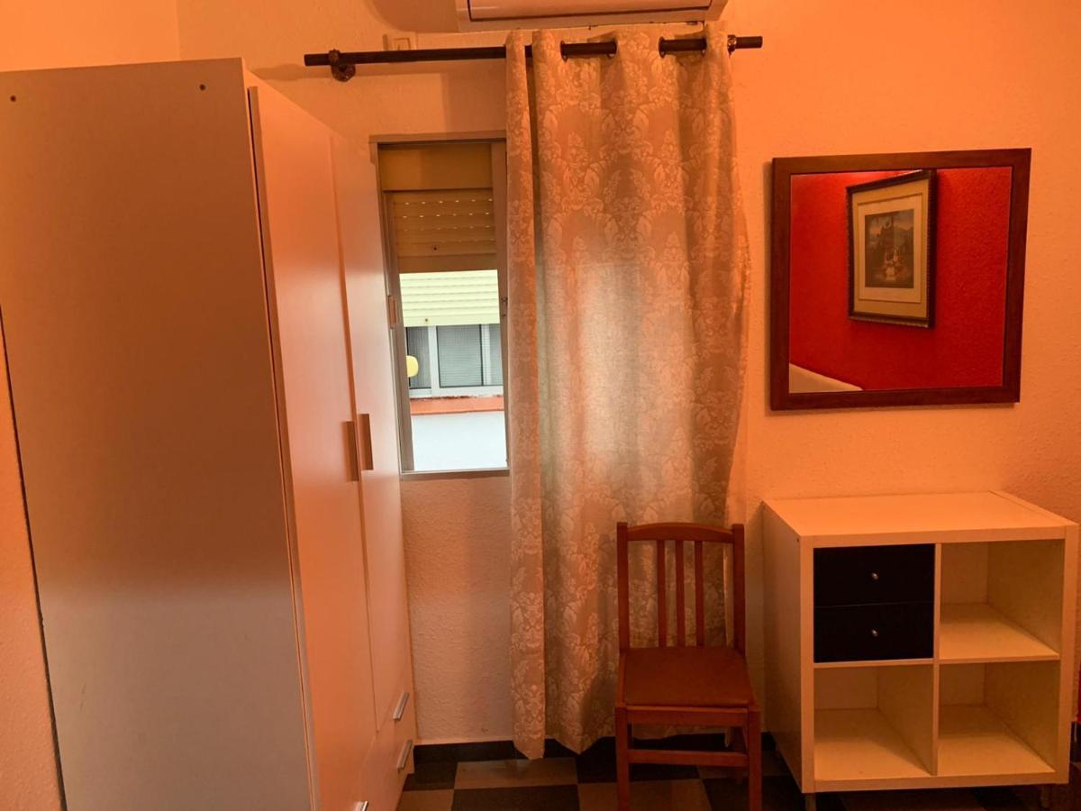 Hostal El Emigrante Dos Hermanas Ngoại thất bức ảnh