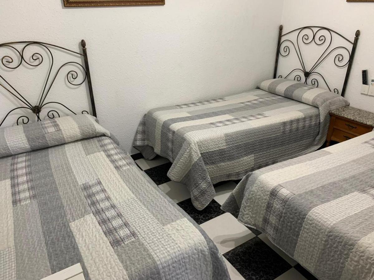 Hostal El Emigrante Dos Hermanas Ngoại thất bức ảnh