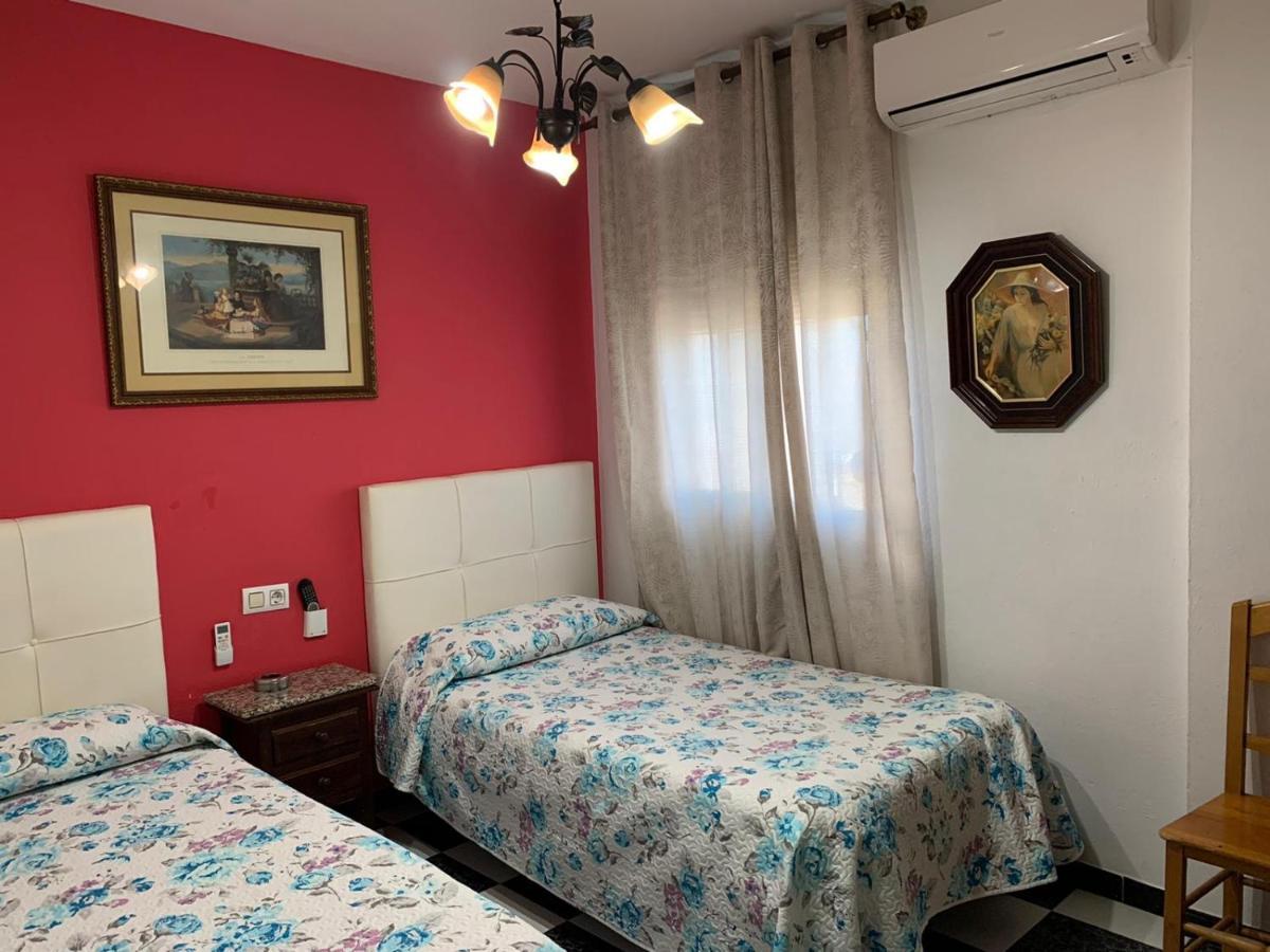 Hostal El Emigrante Dos Hermanas Ngoại thất bức ảnh
