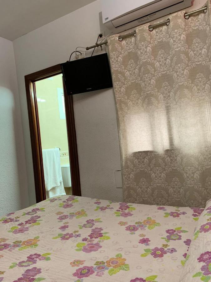 Hostal El Emigrante Dos Hermanas Ngoại thất bức ảnh