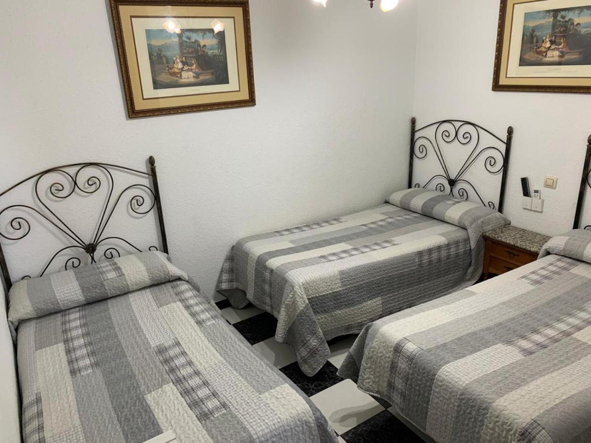 Hostal El Emigrante Dos Hermanas Ngoại thất bức ảnh
