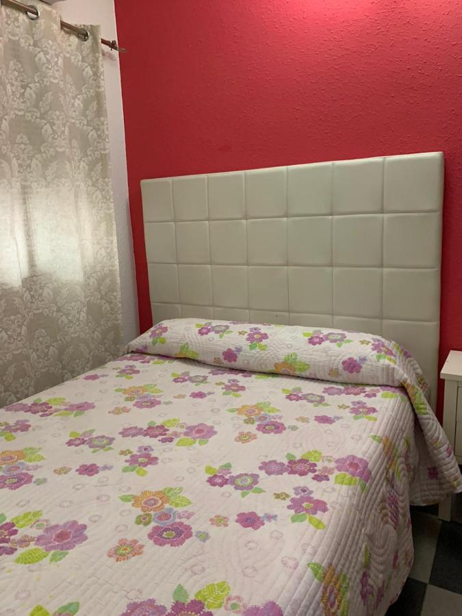 Hostal El Emigrante Dos Hermanas Ngoại thất bức ảnh