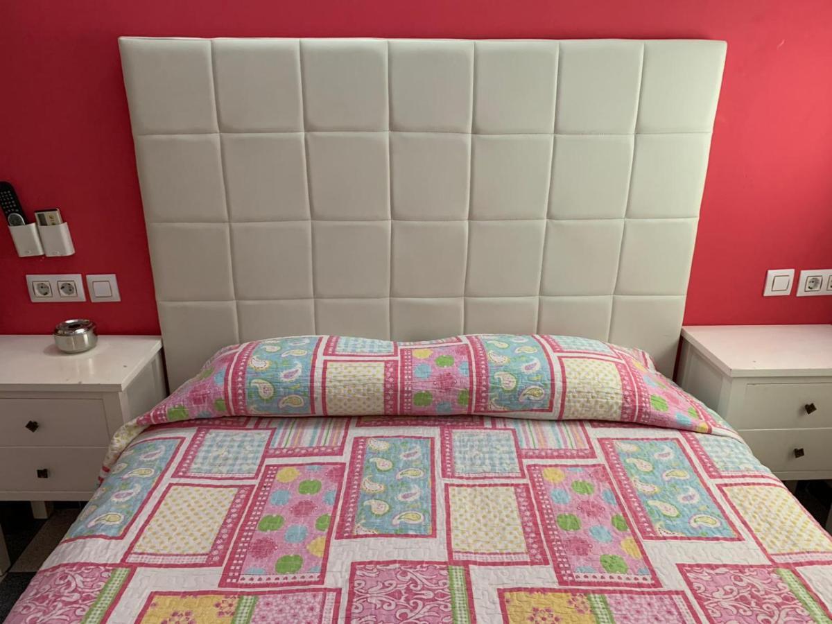 Hostal El Emigrante Dos Hermanas Ngoại thất bức ảnh
